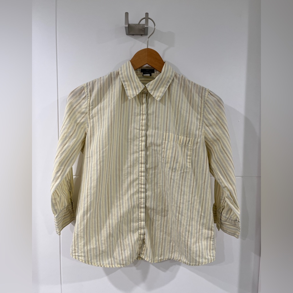 Gap 3/4 Sleeve Button Down.